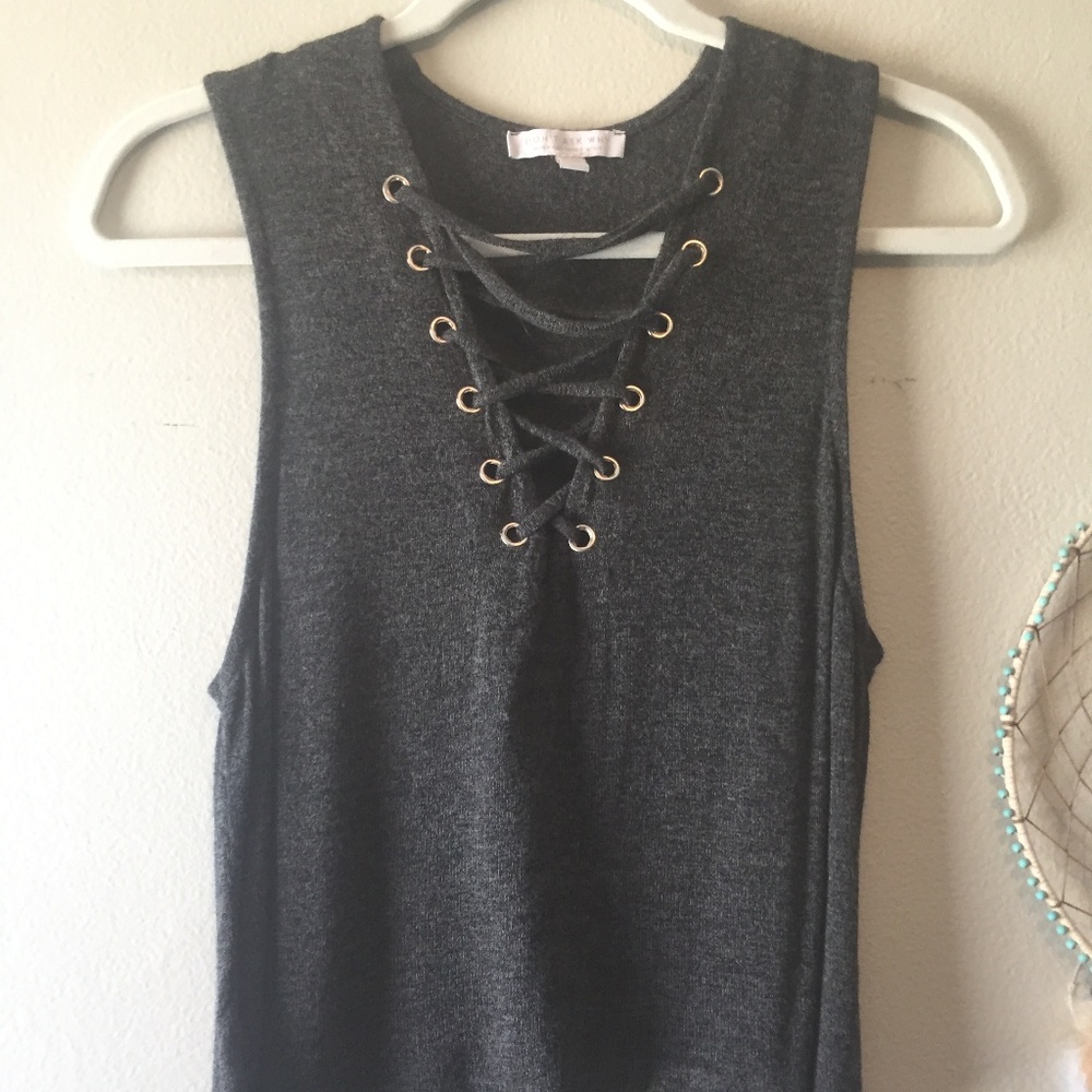 Super soft, grey tank!